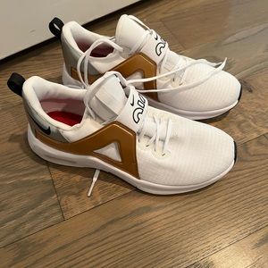 Nike 7.5